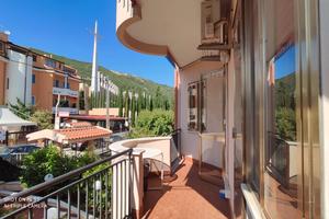 Trilocale ammobiliato