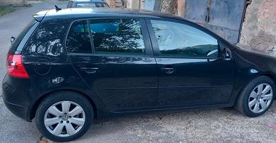 VOLKSWAGEN Golf 5ª serie - 2006