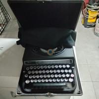 macchina da scrivere olivetti studio 42