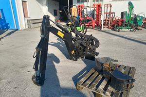 braccio per trattore agricolo o bobcat- CE