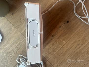Robot Lavavetri Ecovacs WINBOT W2 colore Bianco.
