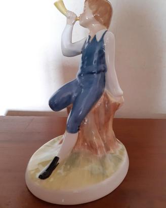 Statuina Royal Doulton Little boy blue 1983