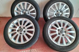 Cerchi in Lega Opel Meriva (Già gommati)