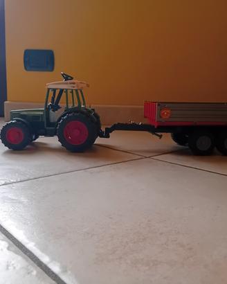 Trattore e rimorchio bruder
