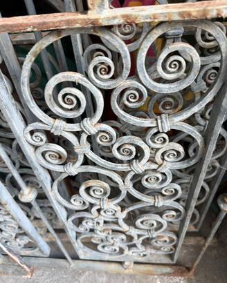 Ringhiera in ferro battuto