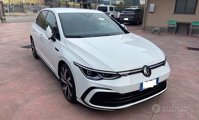 Golf VIII 2020 1.5 etsi evo R-Line 150cv dsg