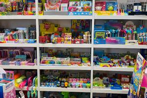 STORICA CARTOLIBRERIA AVVIATA dal 1956 a cavallin