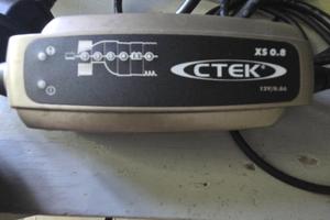 caricabatteria per moto CTEK
