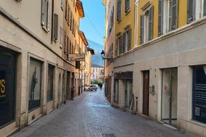 Spazio commerciale zona centrale pedonale