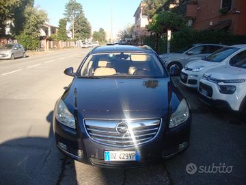 Opel Insignia 1.6 Turbo 180CV Sports Tourer Cosmo