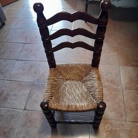 Sedie vimini e legno