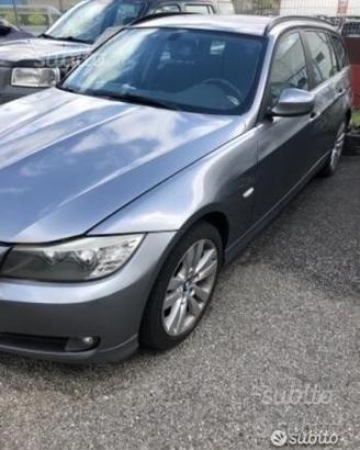 Bmw 320 sw anno 2011 ricambi