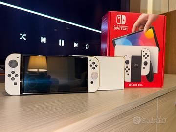 Nintendo Switch OLED bianca - pari al nuovo