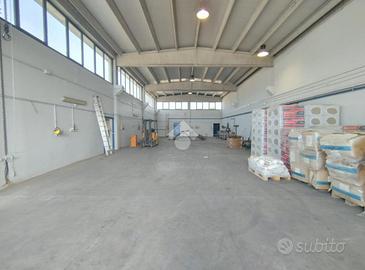 CAPANNONE A CASALPUSTERLENGO