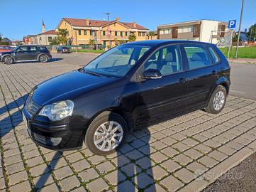 Volkswagen Polo 1.4 TDI Sportline Unica proprietar