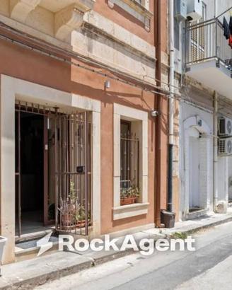Casa indipendente di 93 m² con 4 locali a Lentini