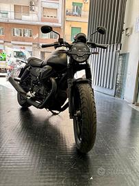 Moto Guzzi V7 STONE - FINANZIABILE