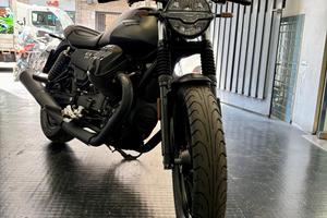 Moto Guzzi V7 STONE - FINANZIABILE