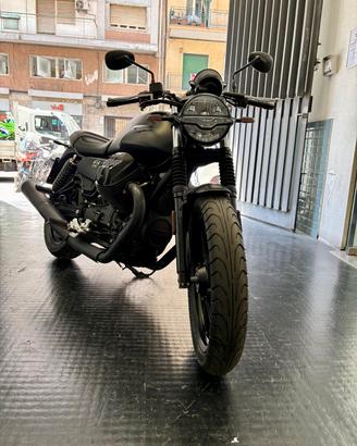 Moto Guzzi V7 STONE - FINANZIABILE