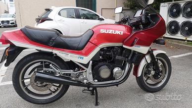 Suzuki GSX 400 FWS