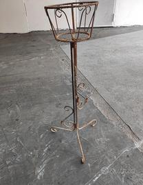 portavaso in ferro battuto vintage 