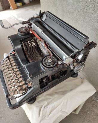 Olivetti M40