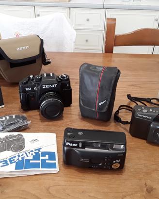 macchine fotografiche vintage Zenit Nikon Olympus