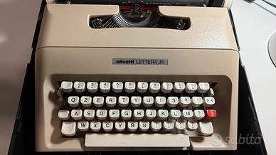 Macchina olivetti lettera 35
