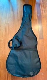 Chitarra classica Carisch ST7001 4/4 con custodia
