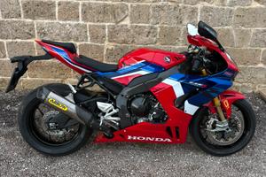Cbr1000rr r