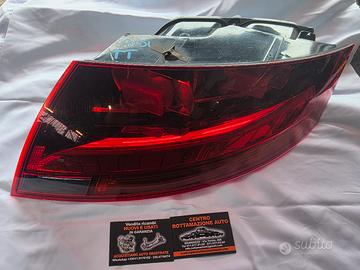 STOP AUDI TT DESTRA
