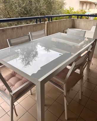 Beautiful Garden table