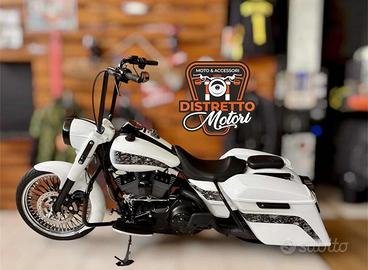 HARLEY-DAVIDSON FLHRC Road King Classic - finanz