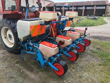 Seminatrice Monosem PNU 4 file con micro