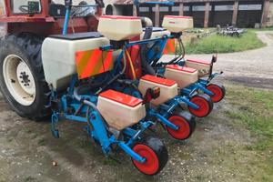 Seminatrice Monosem PNU 4 file con micro