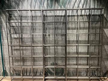 Arredamento negozio usato