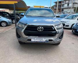 Toyota Hilux 2.4 D-4D 4WD 4 porte Extra Cab Lounge