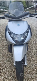 Piaggio Beverly 400 ie