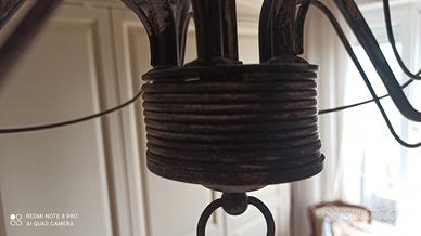 Lampadario a sospensione in ferro battuto