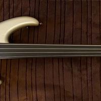 basso elettrico fretless Crafter Congress 4 Fl