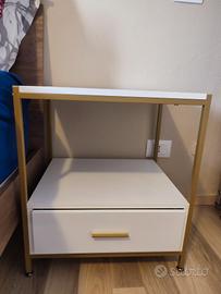2 comodini usati 