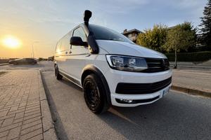 Volkswagen Caravelle T6 150CV 9P - GANCIO TRAINO