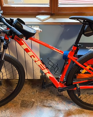 Splendida bicicletta MTB Trek Marlin 5 come nuova