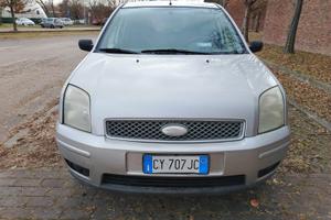 Ford Fusion 1.6 TDCi 5p - 210000km - 2005