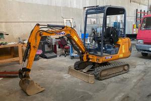 Miniescavatore hanix