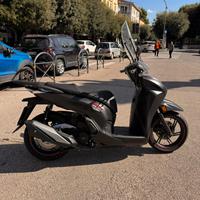 HONDA SH350i SPORT