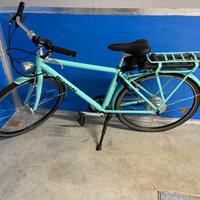Bicicletta elettrica assistita Bianchi "spillo"