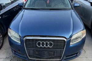 AUDI A4 DEL 2005 PER RICAMBI