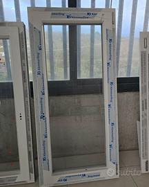 FINESTRA IN PVC AD UN ANTA