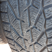 Cerchi in lega con gomme invernali